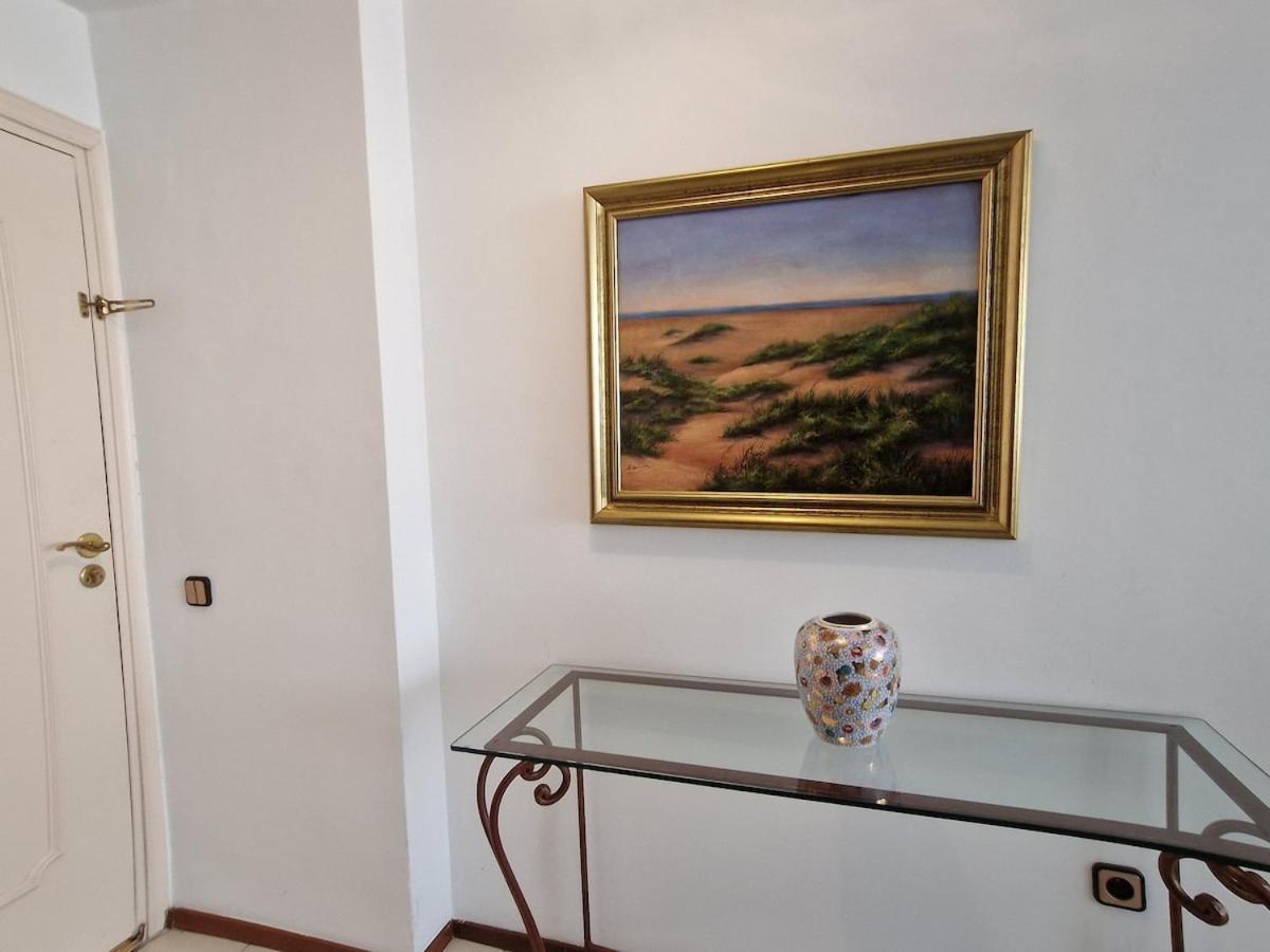 Bright Ideal Apartment, Historic Center Martin *